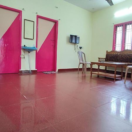 Sr Villa Stay Kottakuppam 外观 照片